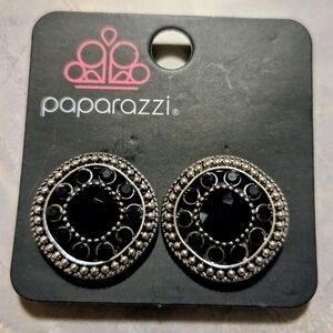 Clip Ons Paparazzi Black Vintage-Inspired Filigree Circle Earrings